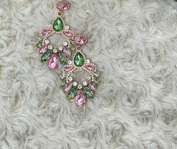 Glamorous Earring - Image 4